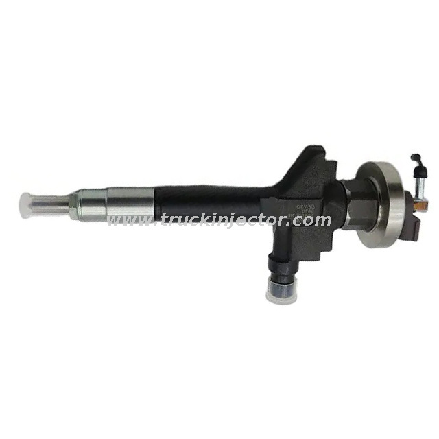 Common Rail Fuel Injector Mazda RF5C13H50A RF5C-13-H50A Denso Fuel Injector 095000-5030/095000-5870/095000-7850 Denso Nozzle 