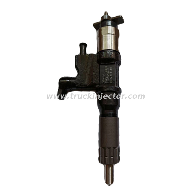 Original DENSO 095000-1520 0950001520 Fuel Injector Common Rail Diesel Injector New Genuine Denso Nozzle Isuzu 4HK1 6HK1 Engine