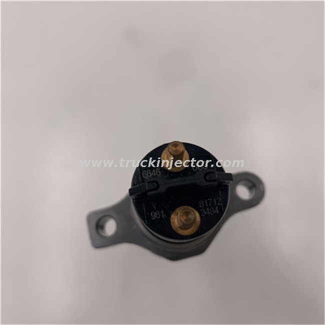 Bosch Fuel Injector 0445120069 Diesel Engine Parts