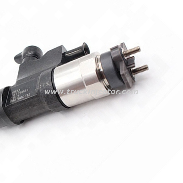 Genuine Original Common Rail Diesl Fuel Injector ISUZU 4HK1 6HK1 Denso Fuel Injector 095000-8933 8-98160061-1 8-98160061-2 8-98160061-3 Denso Nozzle Assy