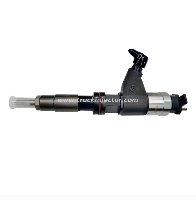 Common Rail Fuel Injector Diesel Engine Part Denso Fuel Injector 095000-6320/095000-6321 Nozzle Denso John Deere RE530361 for 4045T 6048T​ Engine Parts