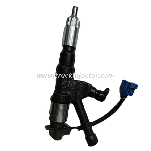 New Denso Fuel Injector 0950005215 Common Rail Injector 095000-5215/23670-E0351 Nozzle K460-8 SK480-8 Hino P11C Diesel Engine Parts