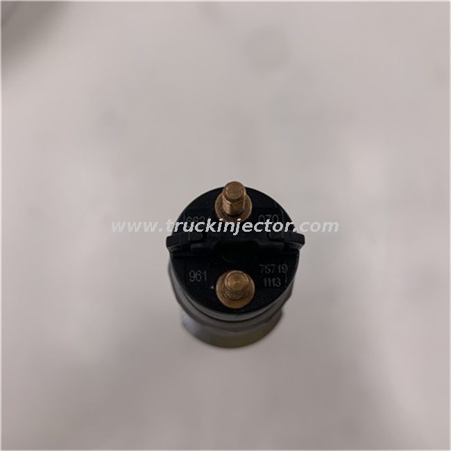 Bosch Fuel Injector 0445120070 Diesel Engine Parts