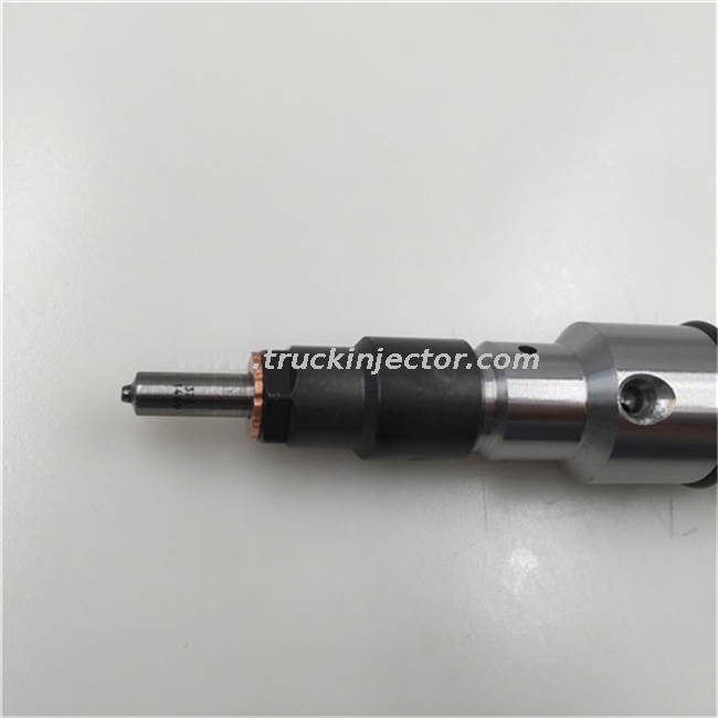 Bosch Fuel Injector 0445120053 Diesel Engine Parts