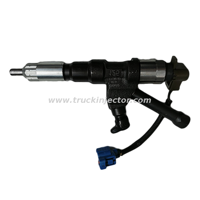 New Denso Fuel Injector 0950005215 Common Rail Injector 095000-5215/23670-E0351 Nozzle K460-8 SK480-8 Hino P11C Diesel Engine Parts