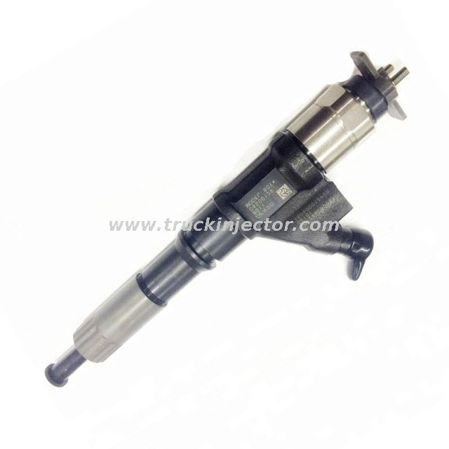  Diesel Engine Parts Denso Fuel Injector 095000-8011 0950008011 Fuel Nozzle SINOTRUK HOWO A7 /WEICHAI WP10 WP12 WP13 WD615 Injector