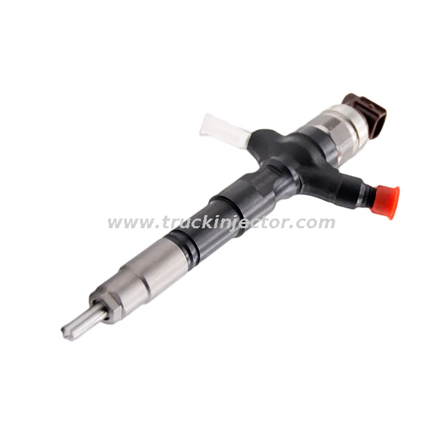 Common Rail Fuel Injector Diesel Engine Part Denso Fuel Injector 095000-6240/095000-6243/095000-6244/095000-6241 Nozzle Nissan Navara YD25​ 16600-VM00A 16600-VM00D 16600-MB40​ Engine Parts