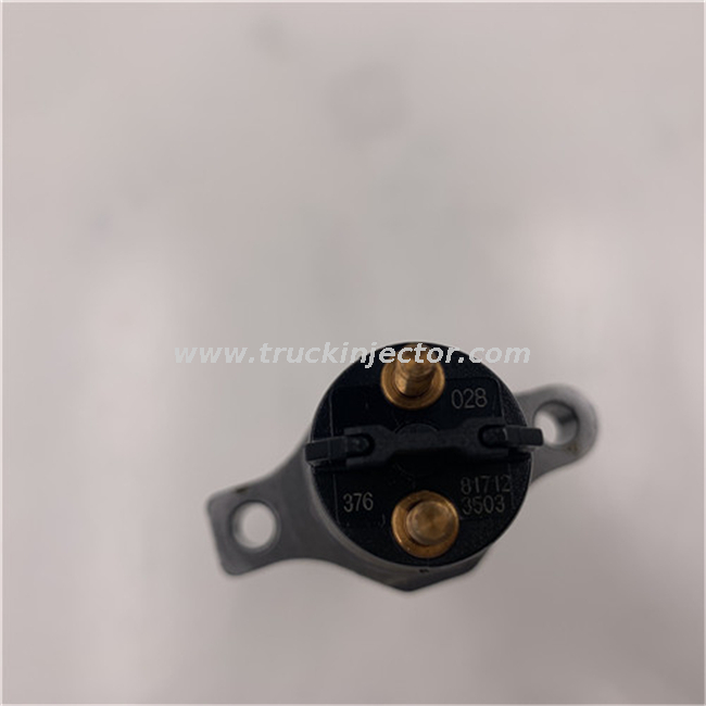 Bosch Fuel Injector 0445120028 Diesel Engine Parts