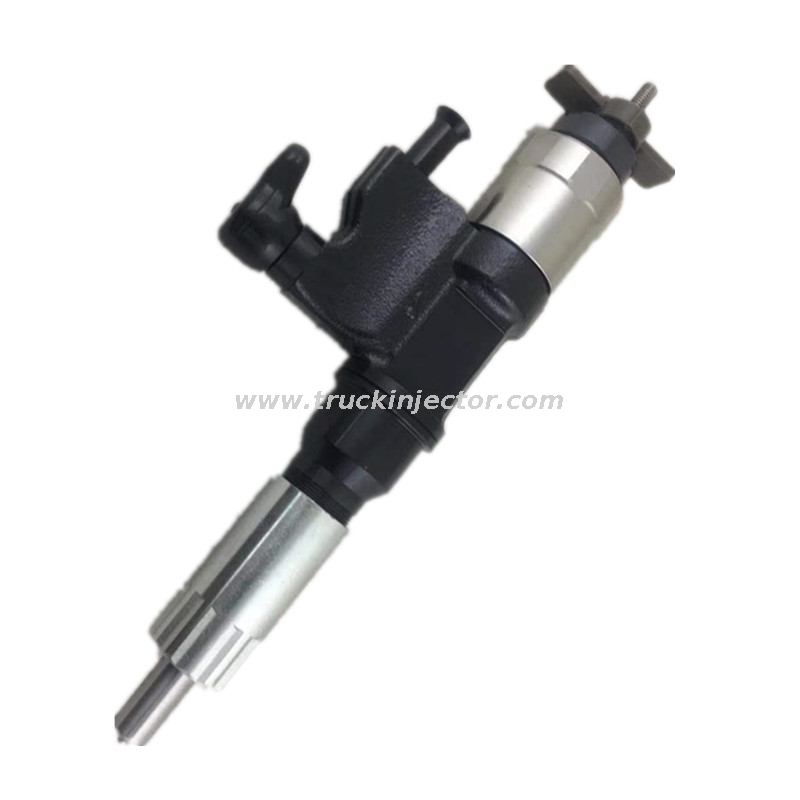 New Genuine Denso Nozzle 095000-0160 0950000160 Fuel Injector Common Rail Diesel Injector Isuzu 6HK1 6TE1 Engine