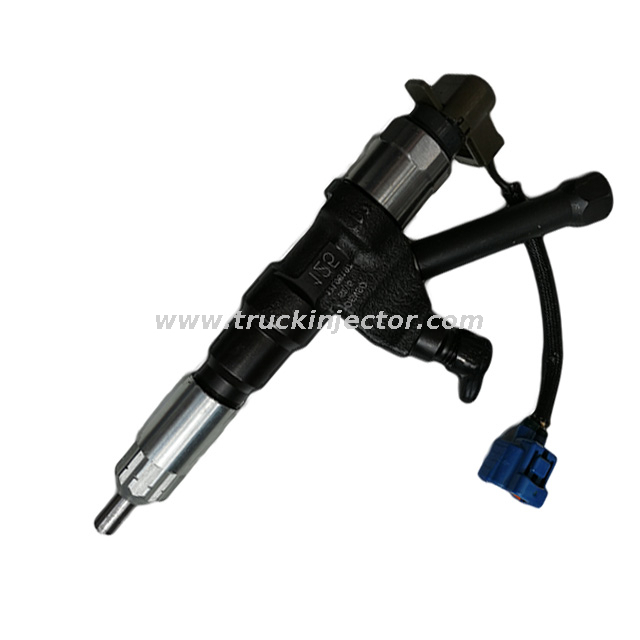 New Denso Fuel Injector 0950005215 Common Rail Injector 095000-5215/23670-E0351 Nozzle K460-8 SK480-8 Hino P11C Diesel Engine Parts