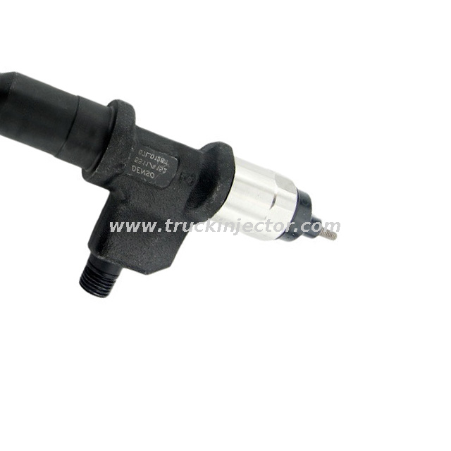 Hot Sale Denso Fuel Injector Assembly 095000-6222/095000-5940/095000-6223 Fuel Nozzle FAW Truck Xichai 6DHL 4DHL Diesel Engine 