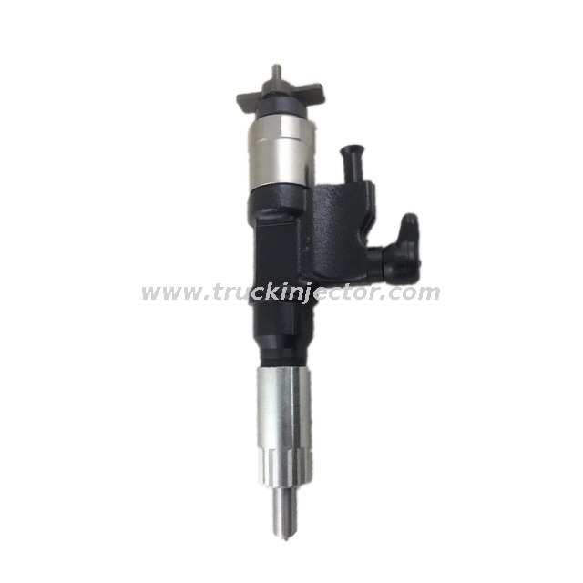 New Genuine Denso Nozzle 095000-0160 0950000160 Fuel Injector Common Rail Diesel Injector Isuzu 6HK1 6TE1 Engine