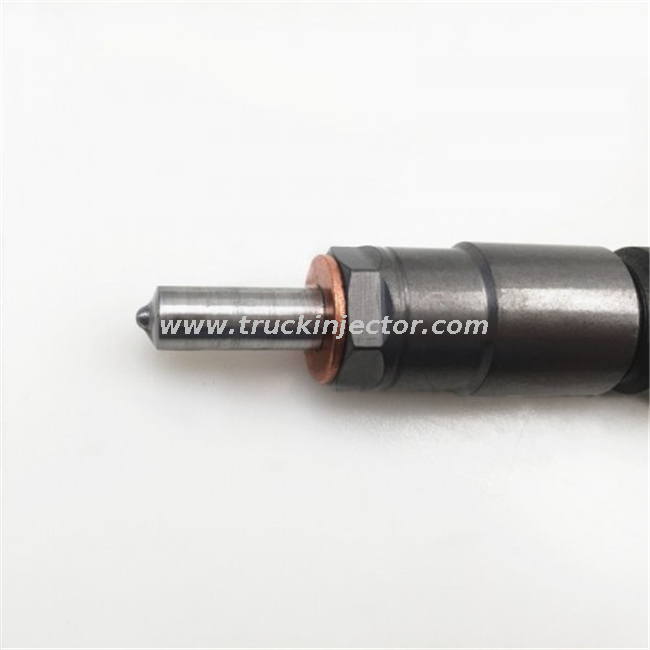 Bosch Fuel Injector 0445120067 for Diesel Engine Parts