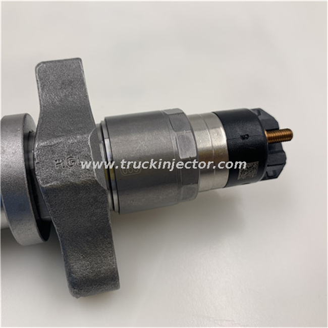 Bosch Fuel Injector 0445120114 Diesel Engine Parts